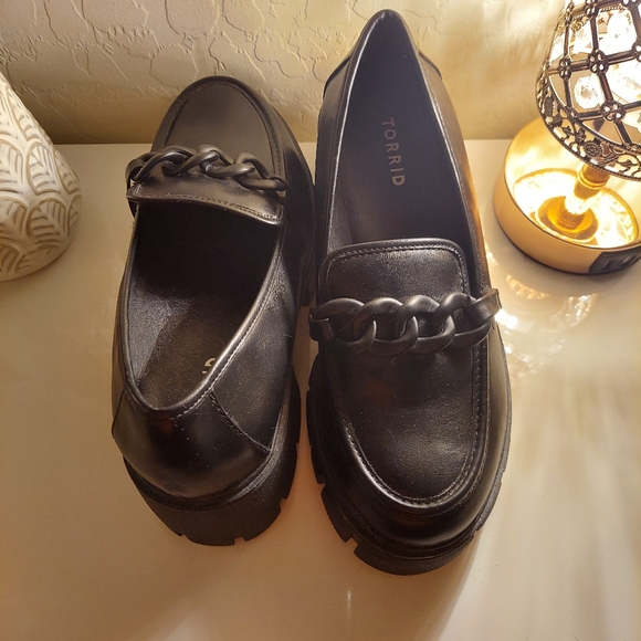 COPY - Torrid Lug Sole Chunky Platform Loafers - Picture 4 of 4